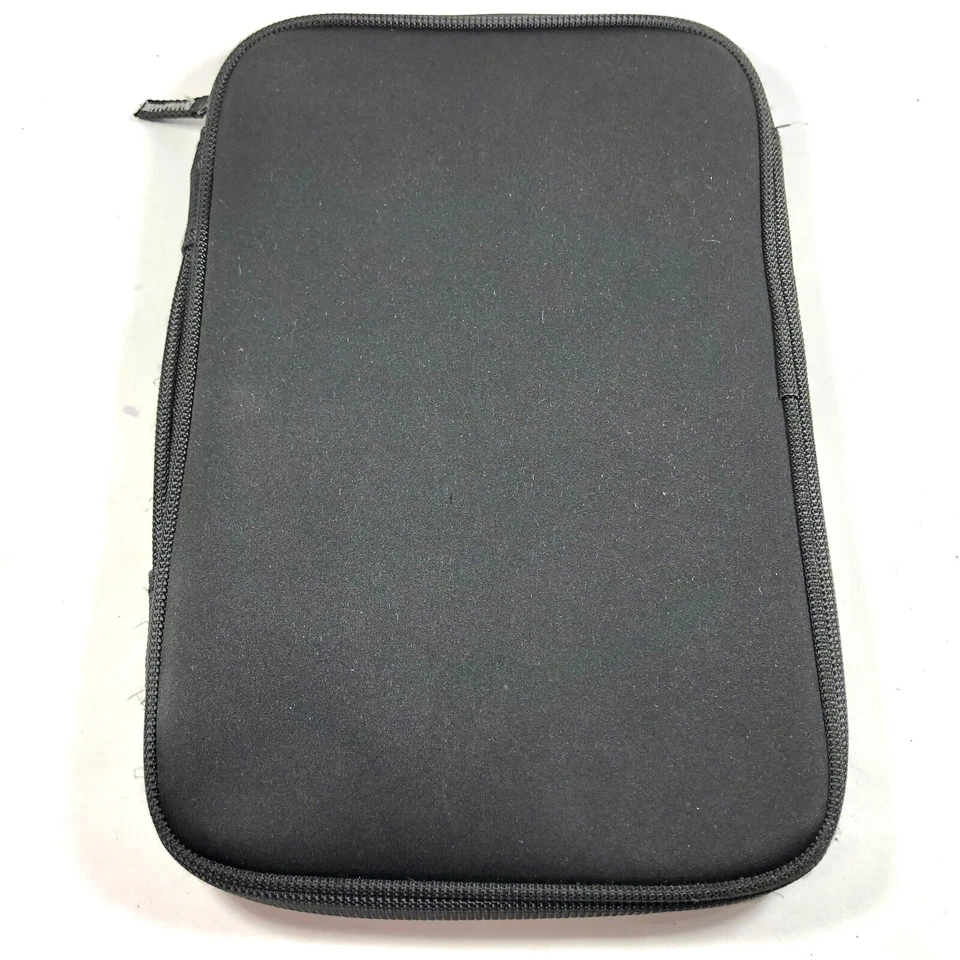 Funda de Transporte Belkin Acolchada 13" para Laptop Negra con Bolsillo Apple Chromebook Foto 2 de 4