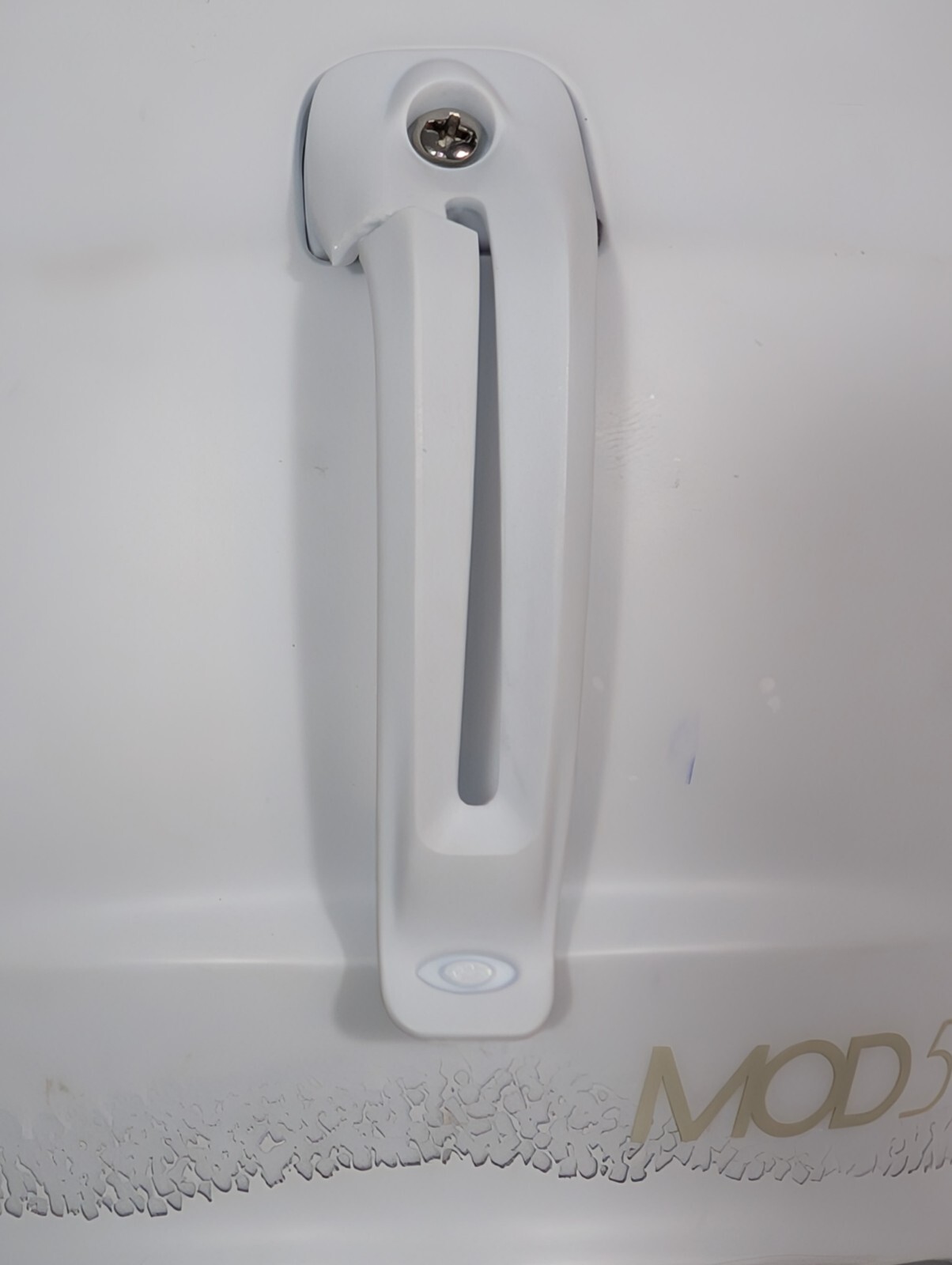 Oakley MOD5 Helmet Size S White Snowboard Ski - Good Condition, Broke Clip