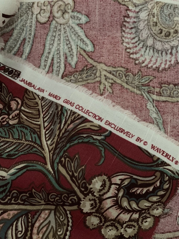 WAVERLY MARDI GRAS Colección “JAMBALAYA” Tela Remanente Rojo Oscuro/Verde/Dorado Foto 4 de 4