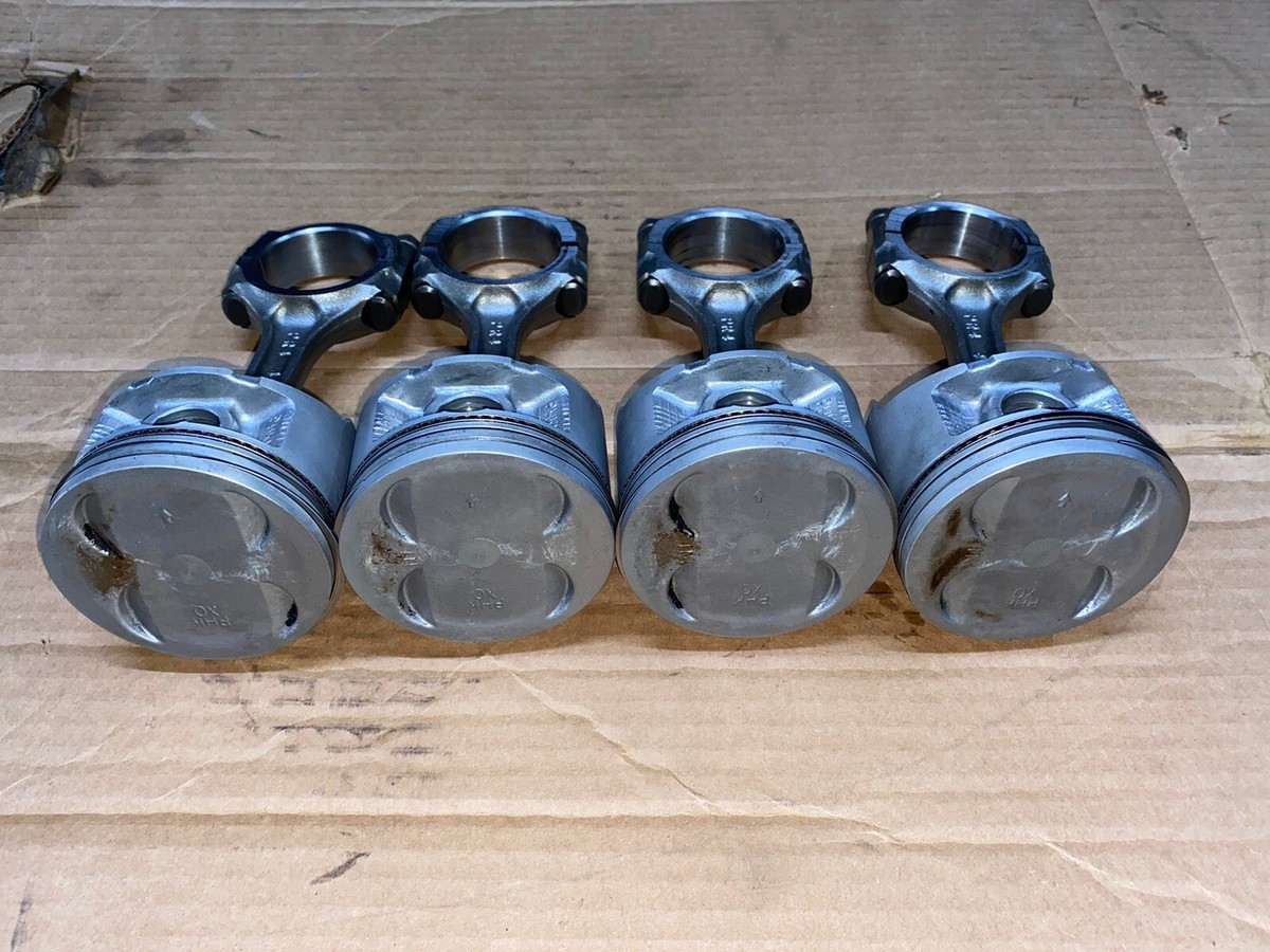 99-01 honda CR-V B20Z 13010-PHK-000 High Compression Pistons