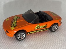 HOT WHEELS 1998 SUGAR RUSH SERIES MAZDA MX-5 MIATA REESE'S CUPS