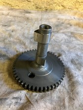 Arbre à cames moteur Bernard w39 A