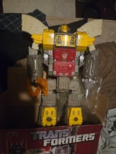 Transformers war for cybertron siege titan class omega supreme Incomplete