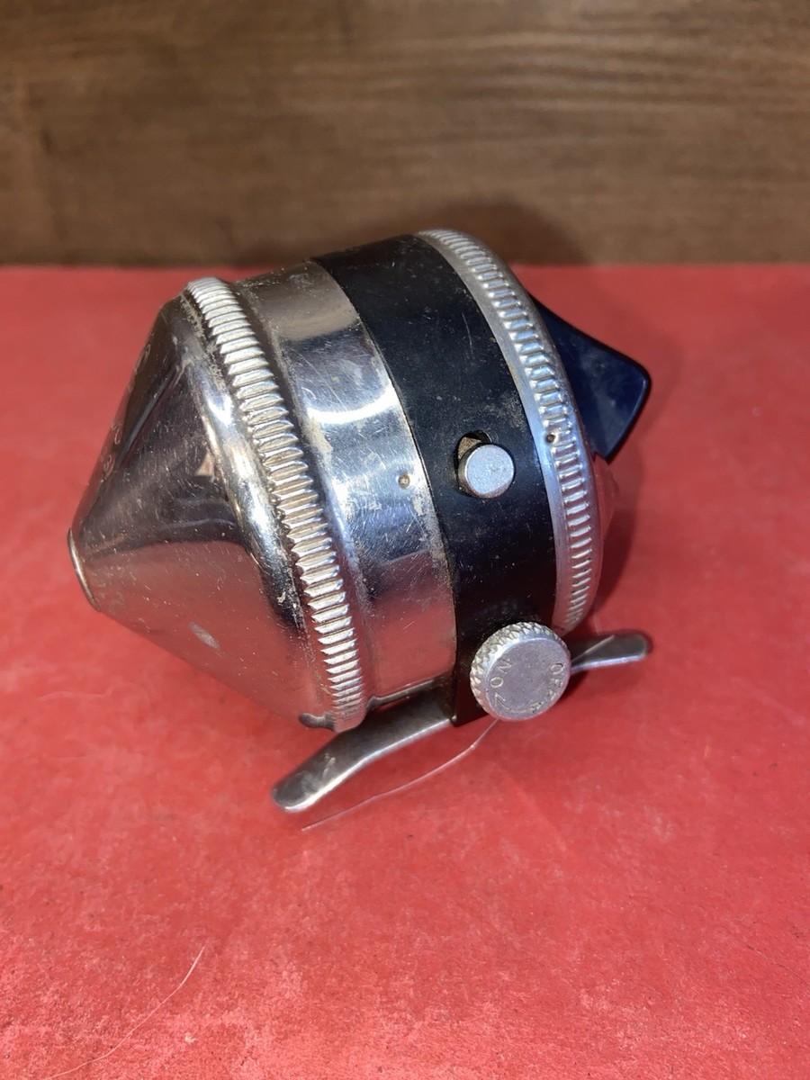 なまけものん！様30:30 Vintage Zebco Model 33 Spinner Fishing Reel Ca 1960's ? 1970's