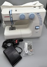 Janome 2032 Sewing Machine with Pedal & Cover Accessories Excellent Condition