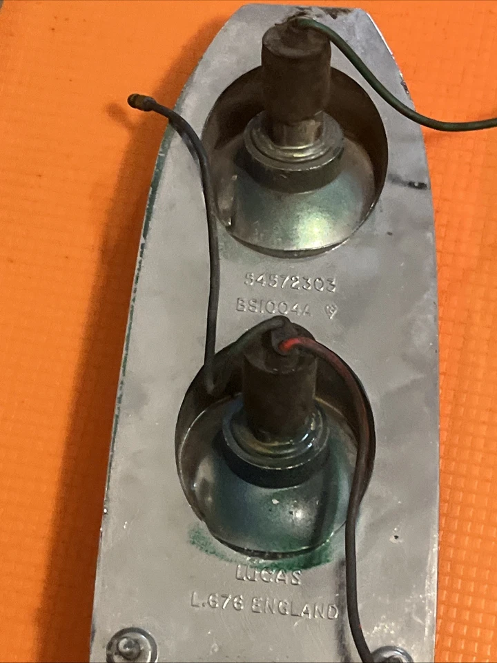 Austin Healey Sprite 1962 - 1969 年 MG Midget 尾灯组件 LUCAS L676 — 第 3/4 张图片