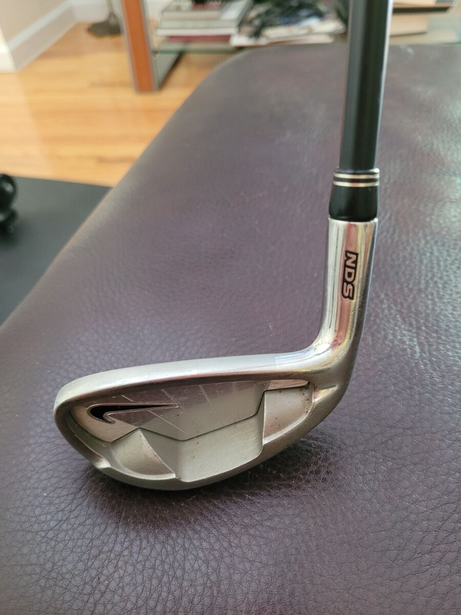 Left Handed Nike NDS 4 Iron Regular Flex Graphite Shaft with Nike Grip Left Handed Nike NDS 4 Iron Regular Flex Graphite Shaft with Nike Grip