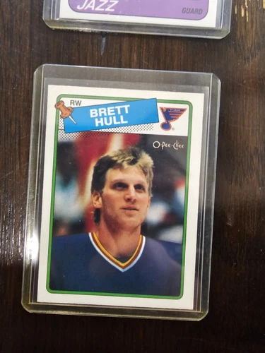 1988-89 O-Pee-Chee OPC RC #66 Brett Hull  Rookie Card  NR-MINT! St. Louis Blues