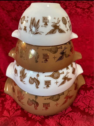 Pyrex Early American Cinderella Bowl Set