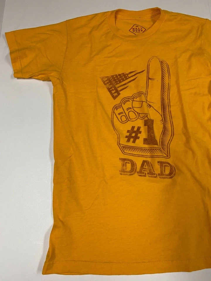 Camisa Papá Mediana Hombre Amarillo Gráfico Casual Número #1 Foto 3 de 4