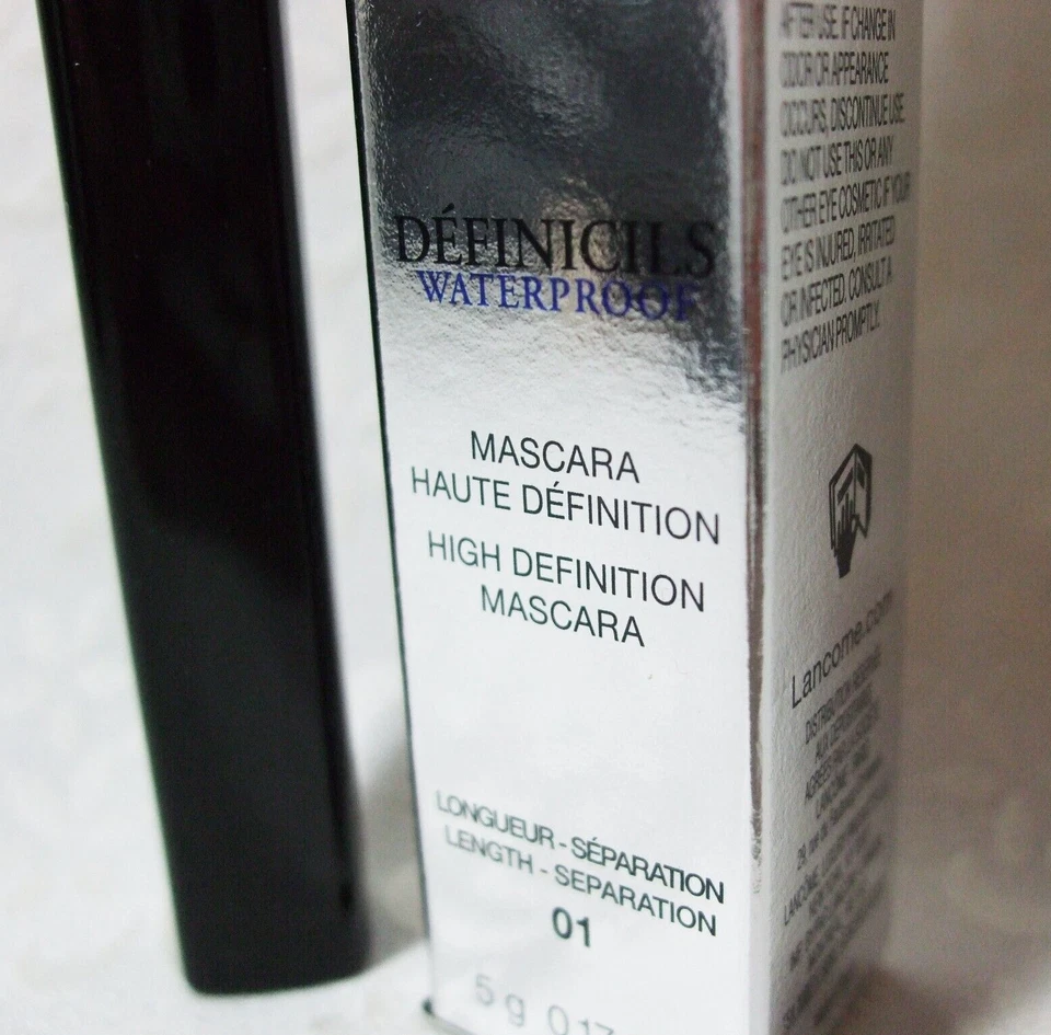 Lancome Definicils Waterproof Mascara in Black .16 oz. FS NIB $33 Value - Image 2 of 4