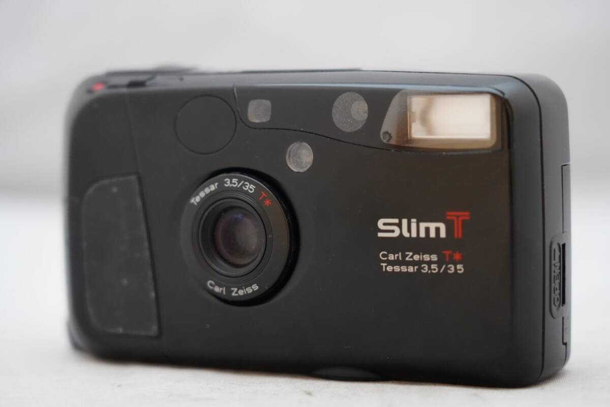 Kyocera Slim T Yashica T4 Black Point & Shoot Film Camera tested 