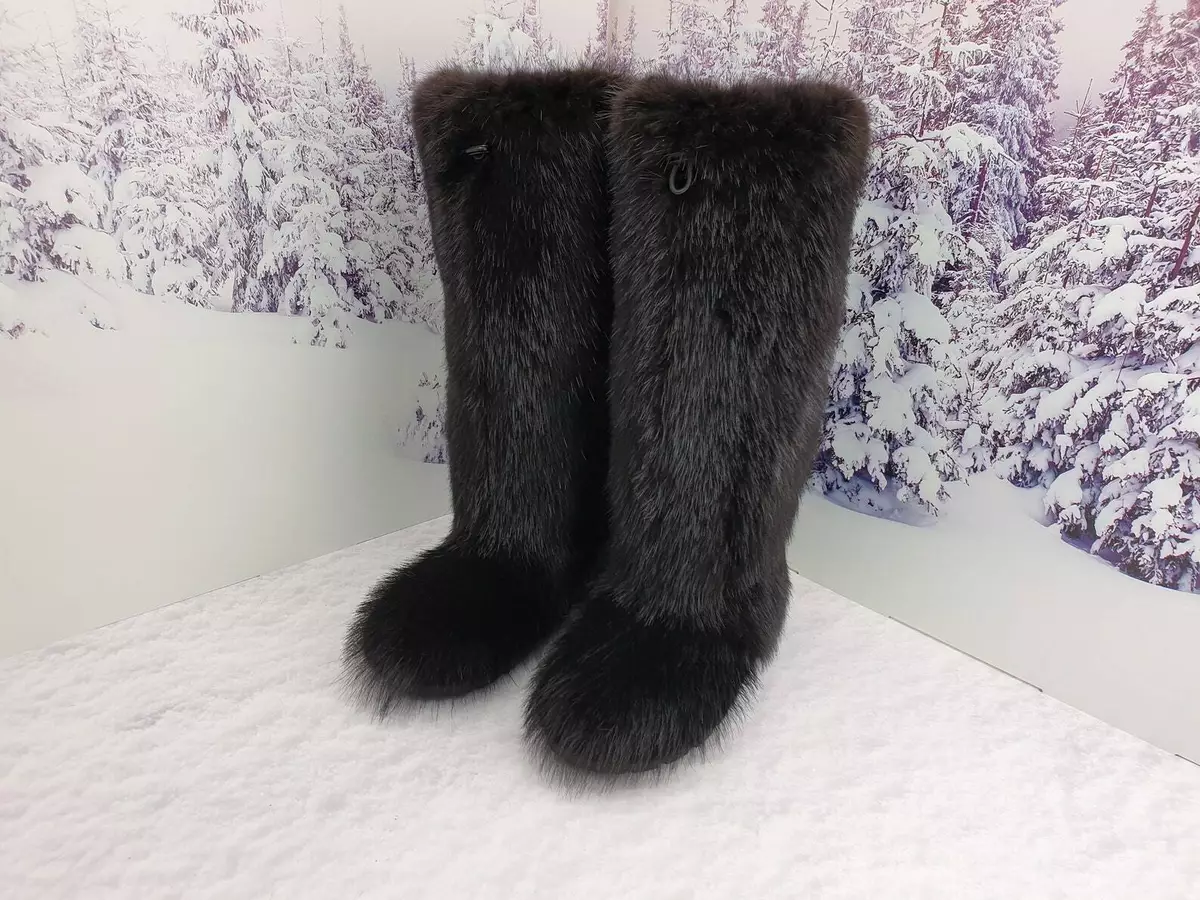 Knee top high mukluks
