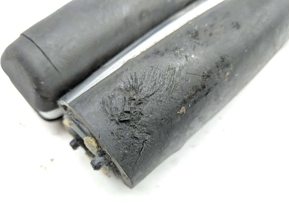 Harley Davidson VROD VRSCA 02 tubo de acelerador y empuñaduras Foto 4 de 4