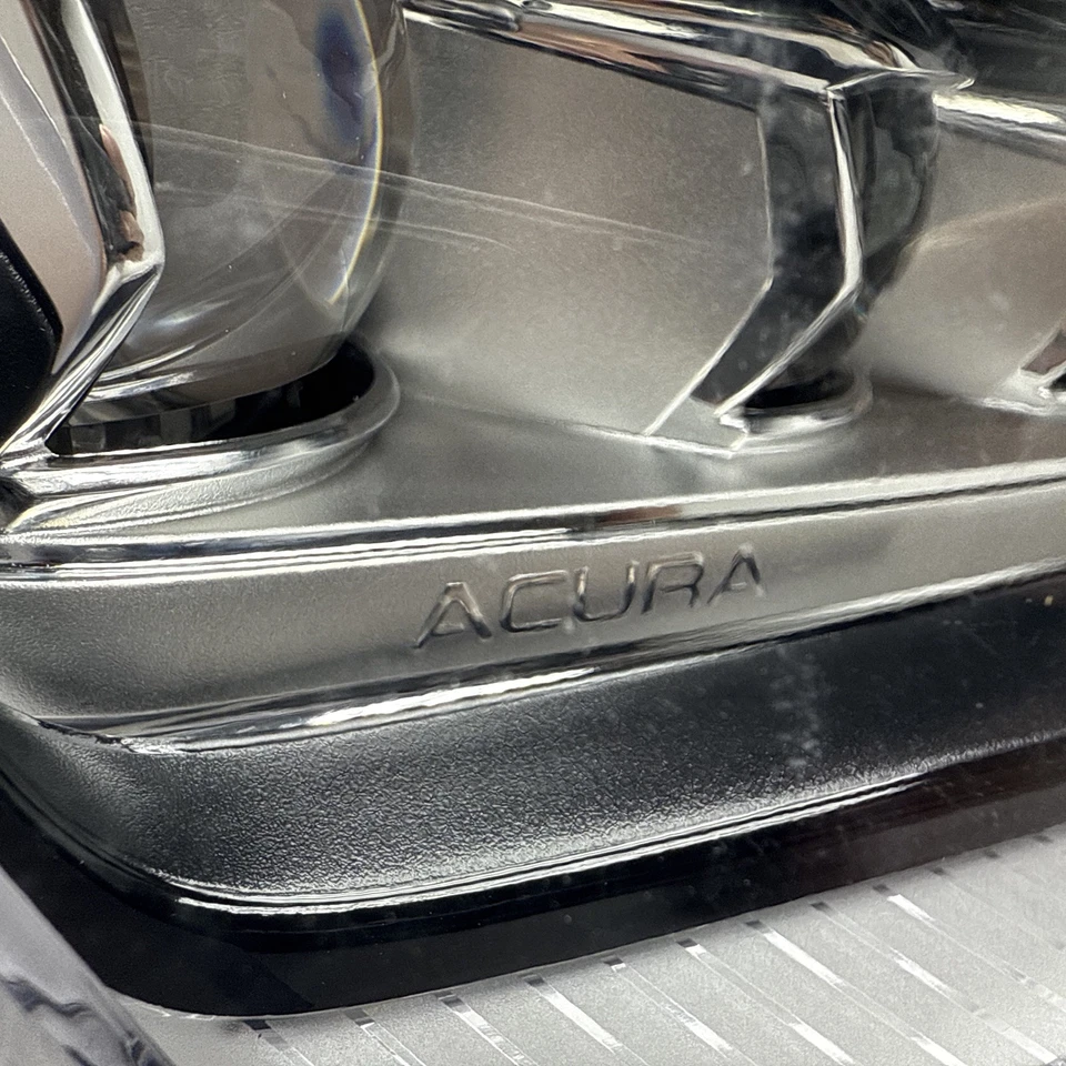 2019 2020 2021 2022 Acura ILX OEM Without Black Trim Right Headlight 33100T3RA71 Foto 4 de 4