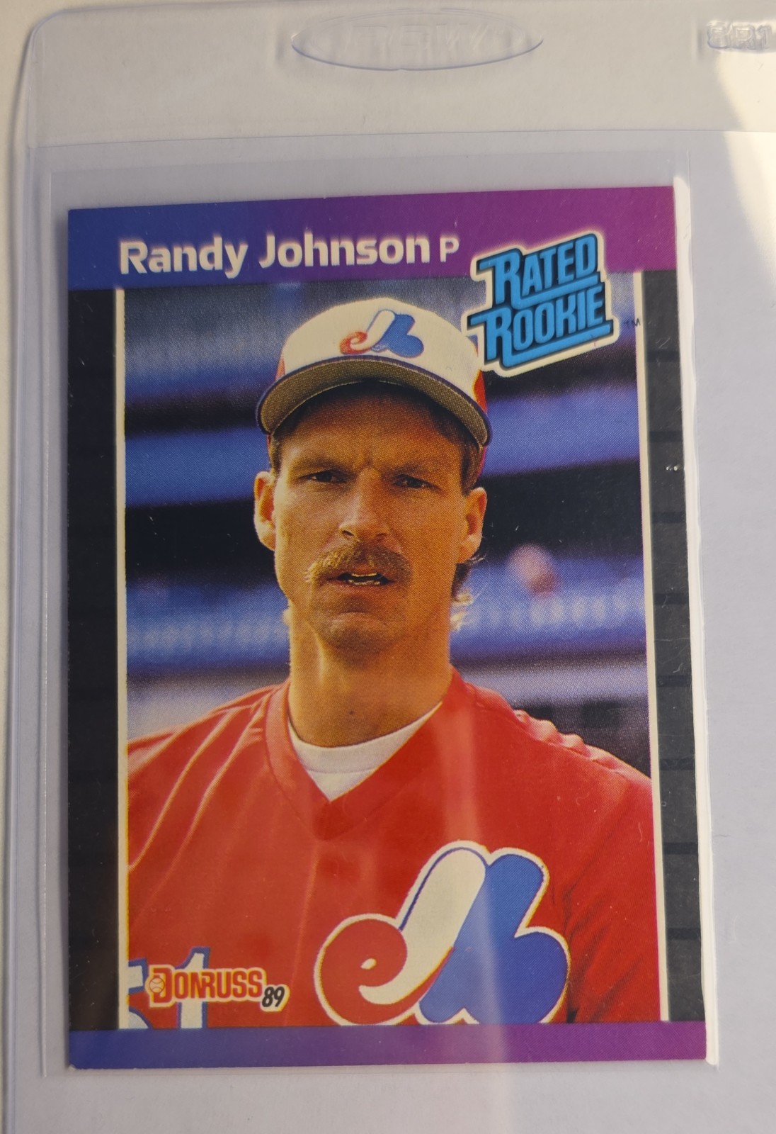 1989 Donruss - Rated Rookie Randy Johnson #42 *Denotes* on Back (RC)