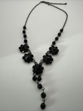 Sparkling Black Facited Crystal Flower Design Necklace Silver Tone 19”