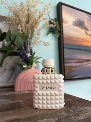 VALENTINO DONNA BORN IN ROMA IVORY EAU DE PARFUM SPRAY 3.4 Oz