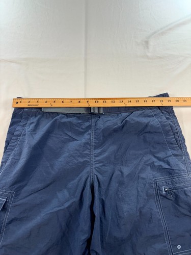 Pantaloncini Columbia PFG taglia media blu navy foderati con cintura in rete da uomo cuciture interne 8" - Foto 10 di 15