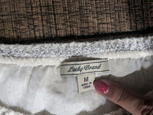 Lucky Brand Ivory Silver Metallic Crochet Sweater Contrasting Chiffon Trim Sz M - Picture 7 of 21