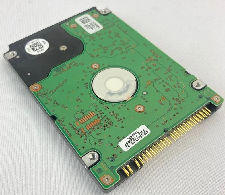 Hitachi 	IC25N020ATCS04-0 Hard Disk Drive - Image 2 of 2