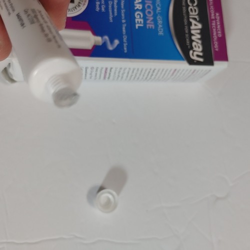 ScarAway Medical-Grade Silicone Scar Gel 0.35oz. Exp.02/27 - Picture 3 of 8