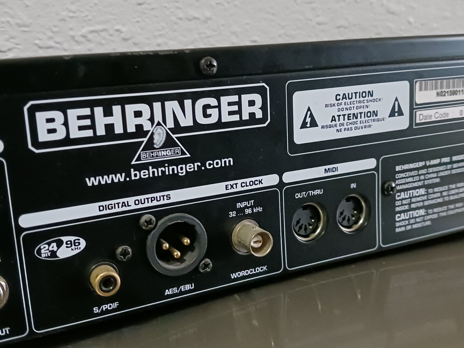 Behringer VAMP Pro Guitar Rackmount effects processor Multi Effects Processor eBay