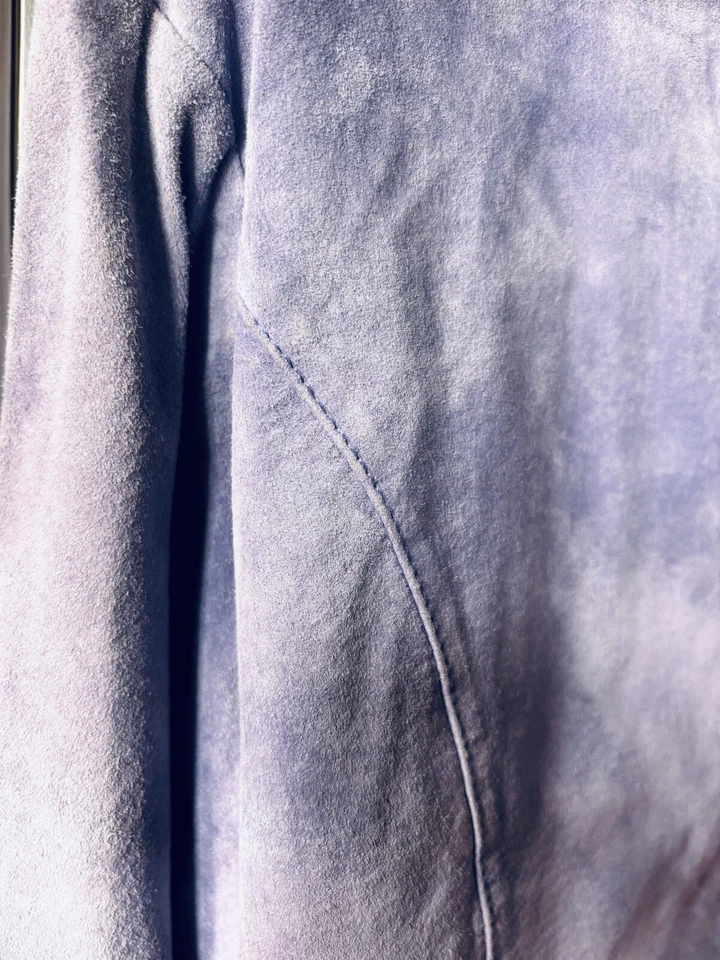 camisa de cuero gamuza lavanda Foto 2 de 4