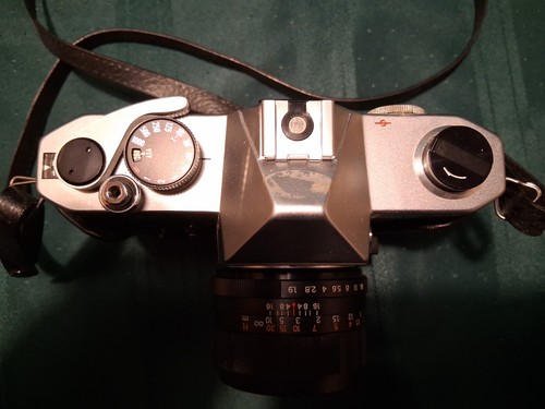 Yashica TL Electro 35mm 1:1.9 Film Camera 50mm lens WP383 - Picture 3 of 5