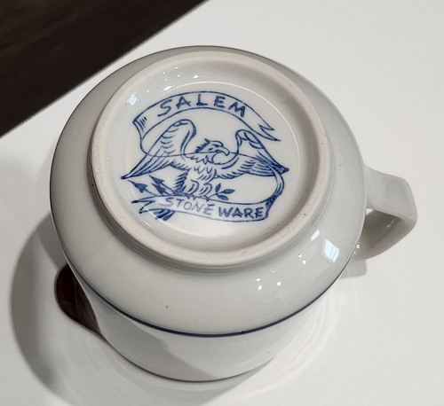 Vintage Salem Stoneware Georgetown Creamer and Sugar Bowl Blue Brown White Eagle - Picture 13 of 14