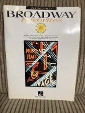 Broadway Favorites Piano Solo Hal Leonard Songbook 17 Songs From 15 Shows Music
