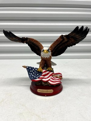 VTG Jenkins Enterprises Freedom Collection Bald Eagle with American Flag Statue