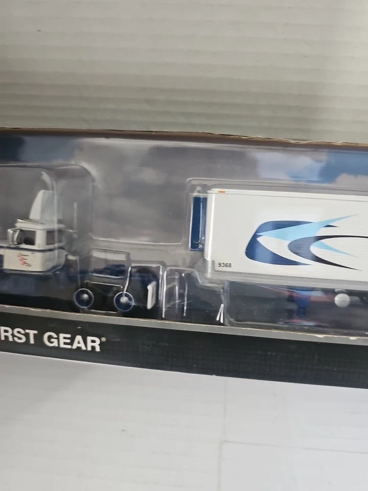 DCP 60-0632 "RFL" Mack R-Model 1:64 Die-cast Promotions First Gear Foto 4 de 4