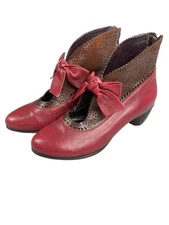 BZ Moda Everybody Ankle Boots US 7.5 EU 37.5 Laser Cut Red Brown Leather Bows
