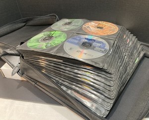 Large Lot of 100+ PC Game & Software Loose Discs Star Wars Goosebumps Beta Disc