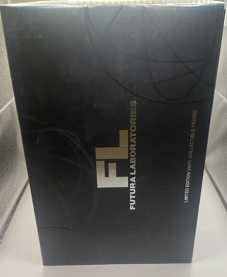 Futura 2000 Johnny 10" Vinyl Art Figure SDCC Exclusive Sculpture PopLife Limited - Image 4 of 4