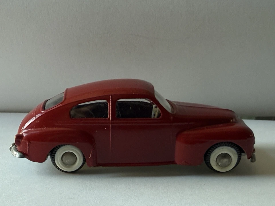 Tekno 822 Volvo PV544 Red Model Car 1:43 Scale Made in Denmark READ - Image 2 of 4