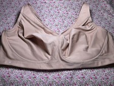 Glamorise Full-Figure MagicLift Seamless Wirefree Sports Bra 1006 Beige Size 48D