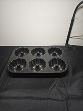 Nordic Ware Bundt-lette Pan. Heavy Cast Aluminum,  Non Stick. 6 Cavities
