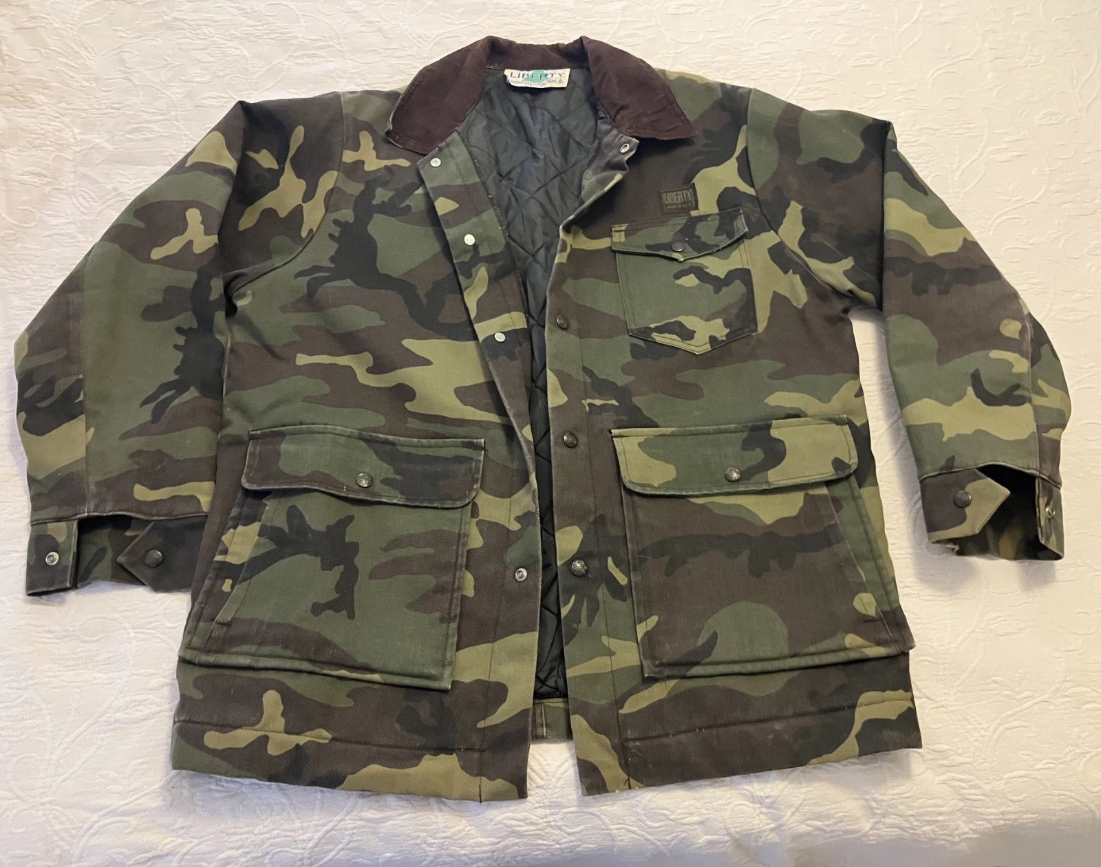 Vintage Men's Liberty Woodland Camo Hunting  Coat L 42-44 Quilted Made in USA image 1
