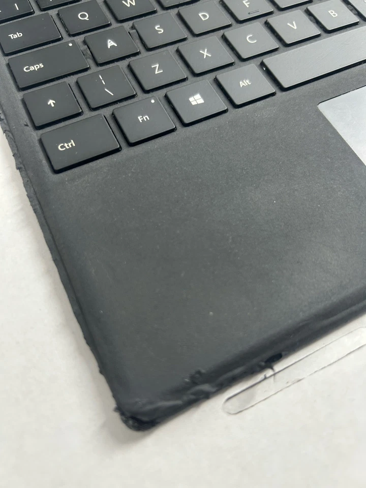 Microsoft  Surface Pro 4 5 6 7 7+ 7Plus Type Cover 1725  Backlit Keyboard (33B - Image 3 of 4