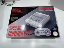 Super Nintendo Entertainment System SNES Boxed Super NES Control Set PAL Ref 550