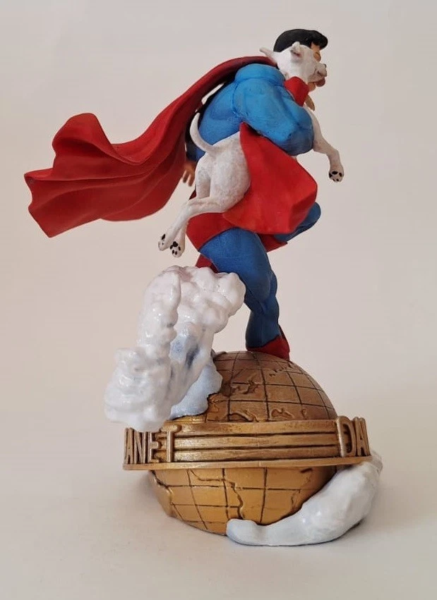 Superman and Crypto figurine - Image 3 of 4