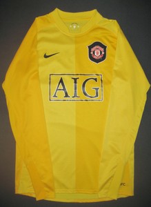 manchester united keeper jersey