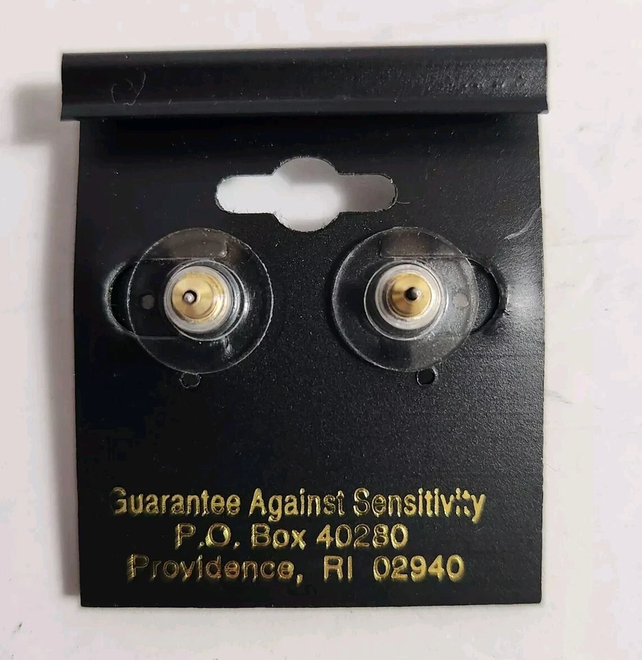 Orelhas sensíveis da I.D.  Pérolas falsas Danty ouro 24 quilates sobre poste de aço cirúrgico - Imagem 2 de 3