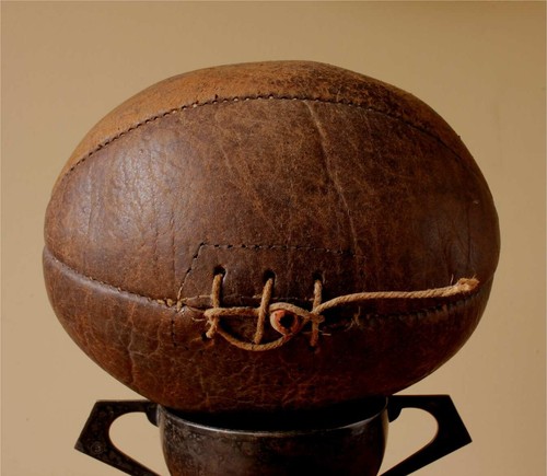 Rare Early 6 Panel Rugby Football. Antique 3 Lace Hole Leather Ball. c1900 - Picture 17 of 18