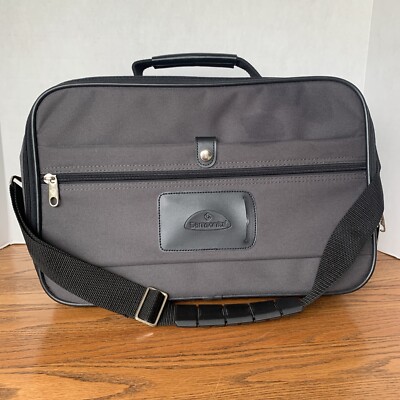 Samsonite Carry- On / Laptop 17 Inch Brief Bag