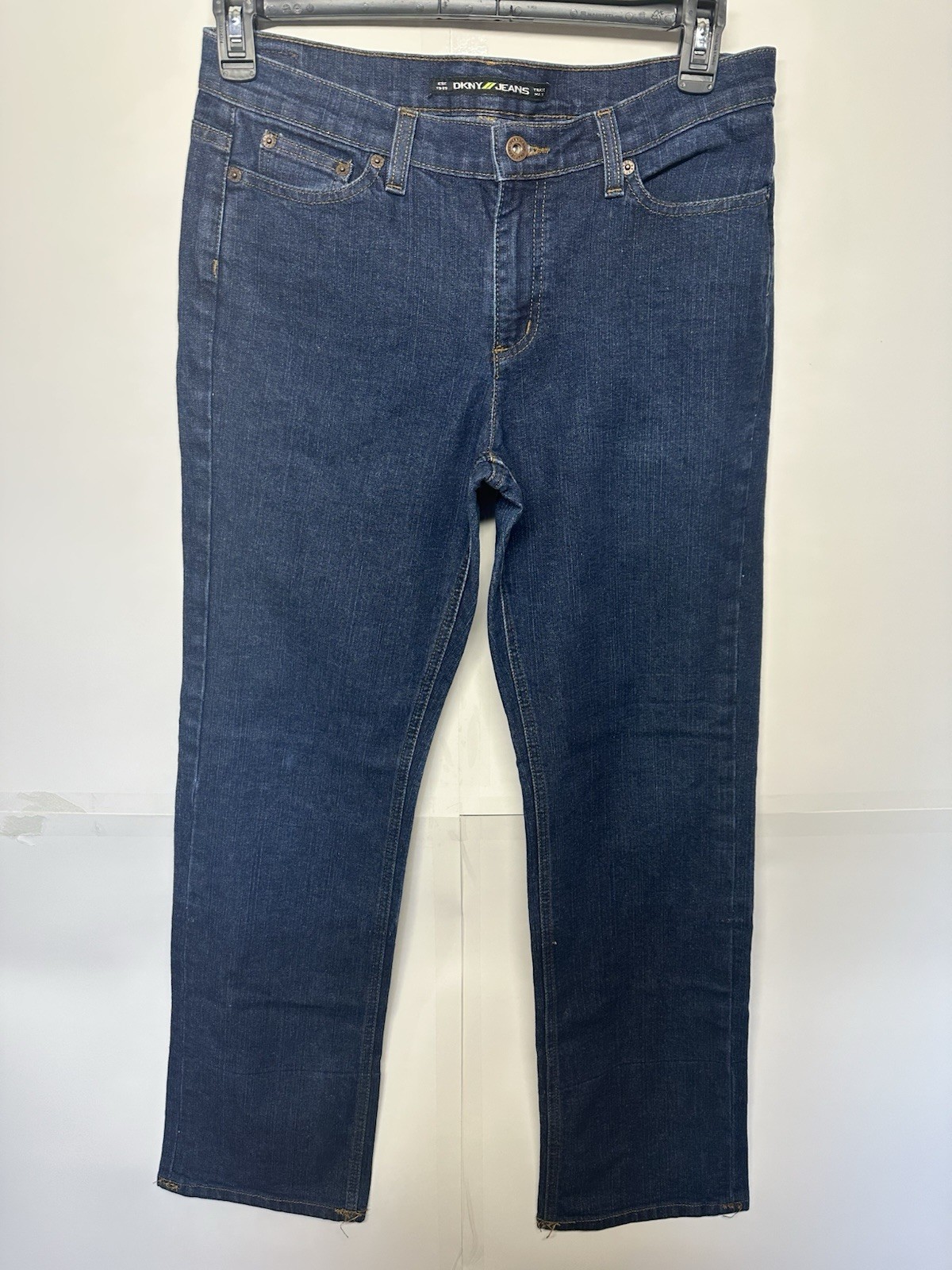DKNY Jeans Women's Size 12 Mid Rise Straight Leg Dark Wash Stretch Denim Jeans