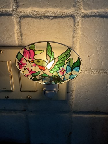 Stain Glass Bird Flowers Night Light - Picture 7 of 10