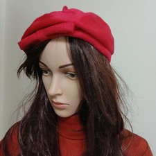 Vintage 60s cherry red beret